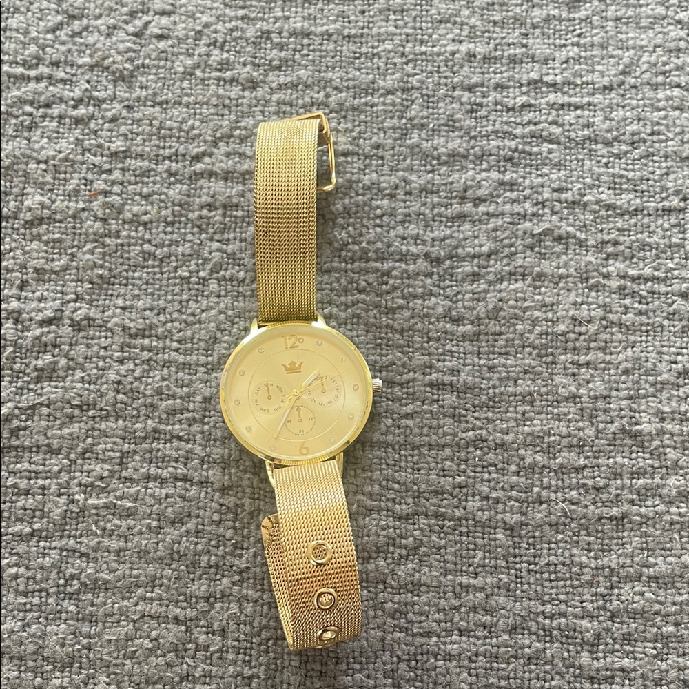 Vintage Accutime Watch Corp Gold Tone Watch w/ Mesh Strap, Needs Battery